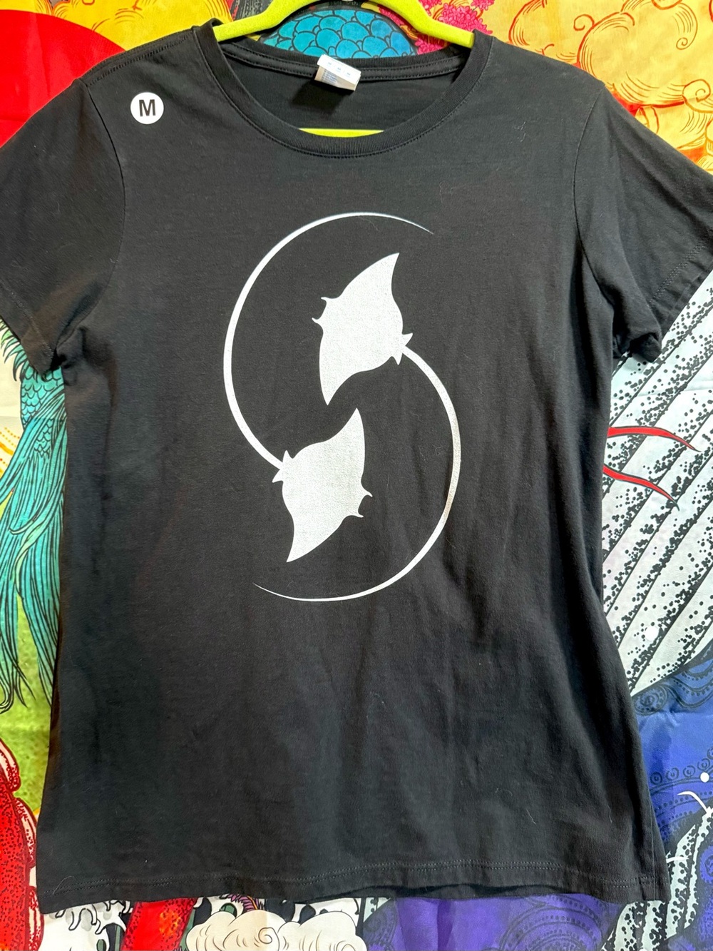 Manta Ray Sting Rays Yin Yang T-Shirt Size M